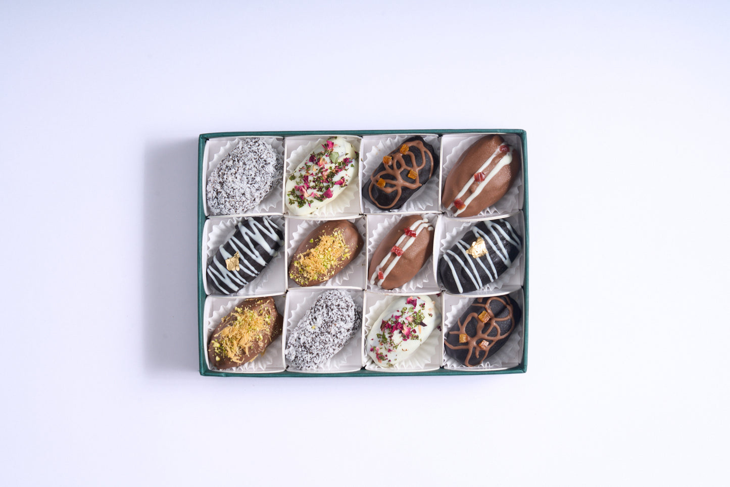 The Premium Basket Signatures Date Collection – 600g