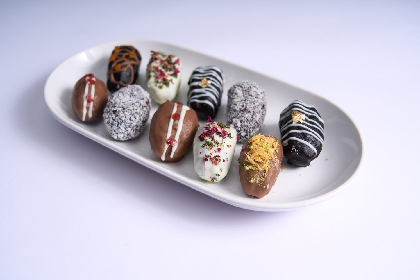 The Premium Basket Signatures Date Collection – 600g